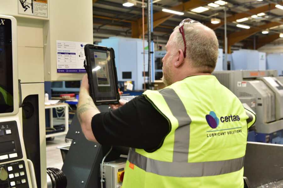 CERTAS LUBRICANT SOLUTIONS LAUNCHES NEW FLUID COMMAND SOFTWARE Sheet